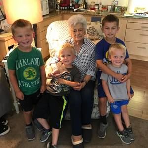 Meet your Posher, Breanne